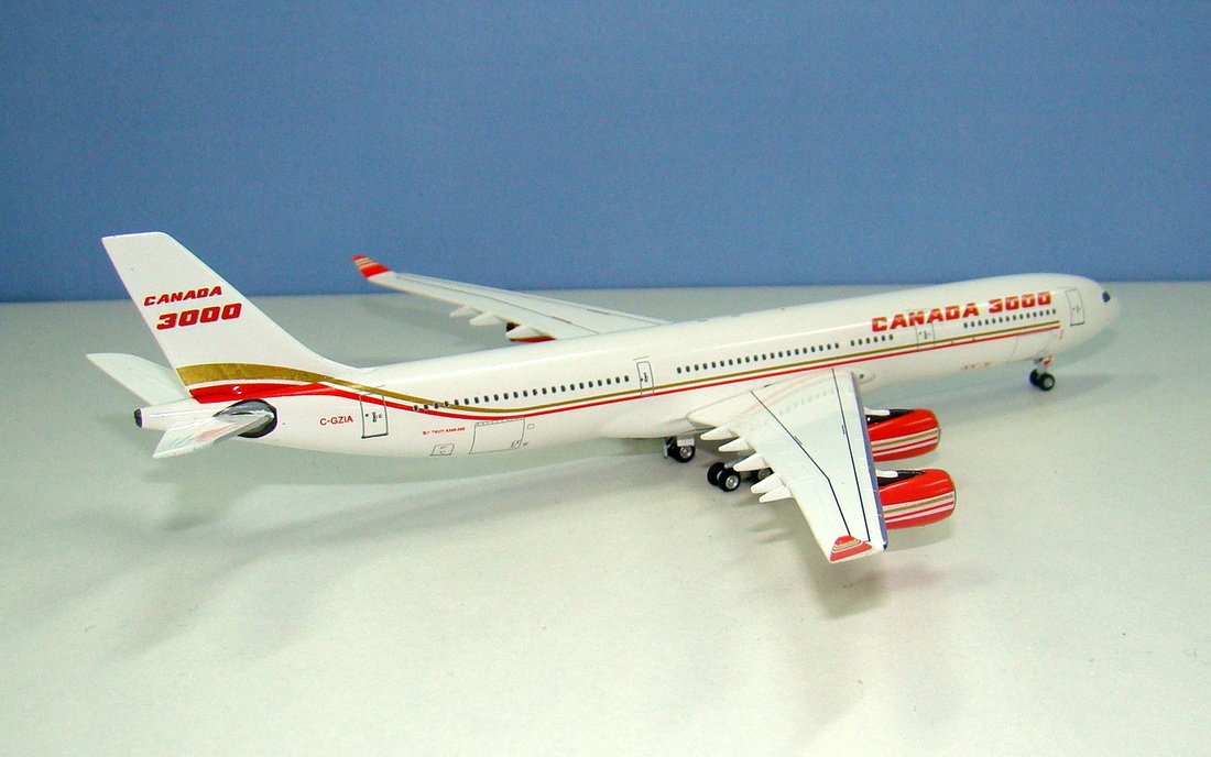 Canada 3000 Airbus A340-313X C-GZIA Aeroclassics 1:400 Scale Model Airliner