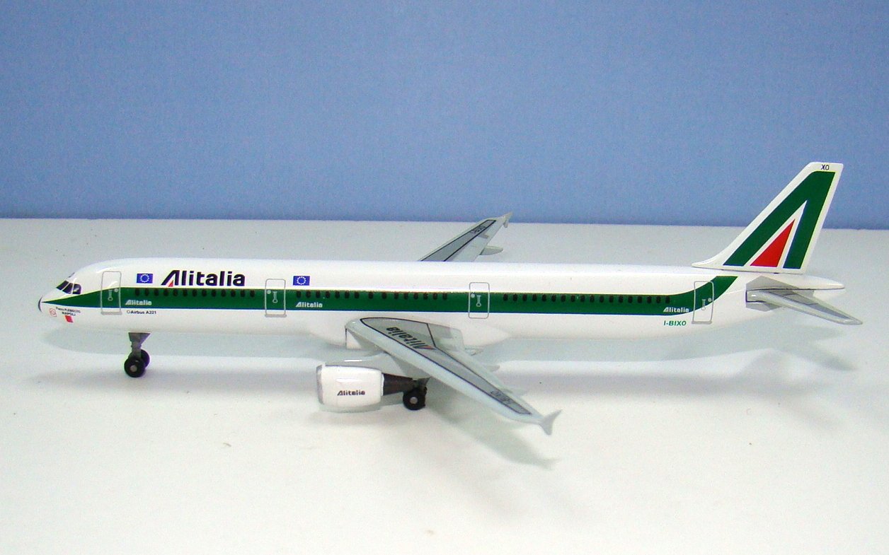 Alitalia Airbus A321 I-BIXO Dragon Wings 1:400 Scale