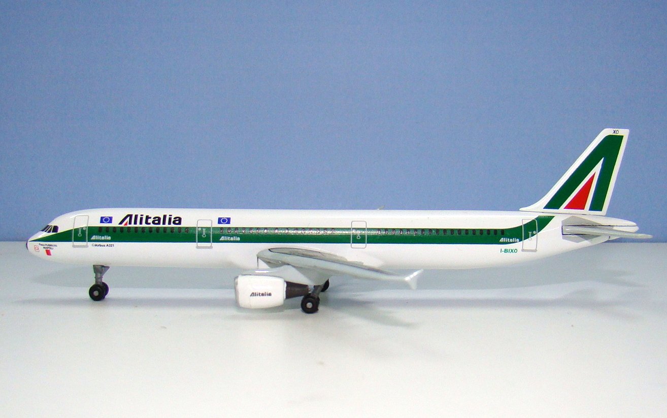 Alitalia Airbus A321 I-BIXO Dragon Wings 1:400 Scale