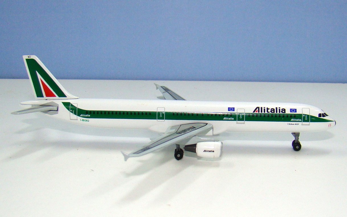Alitalia Airbus A321 I-BIXO Dragon Wings 1:400 Scale