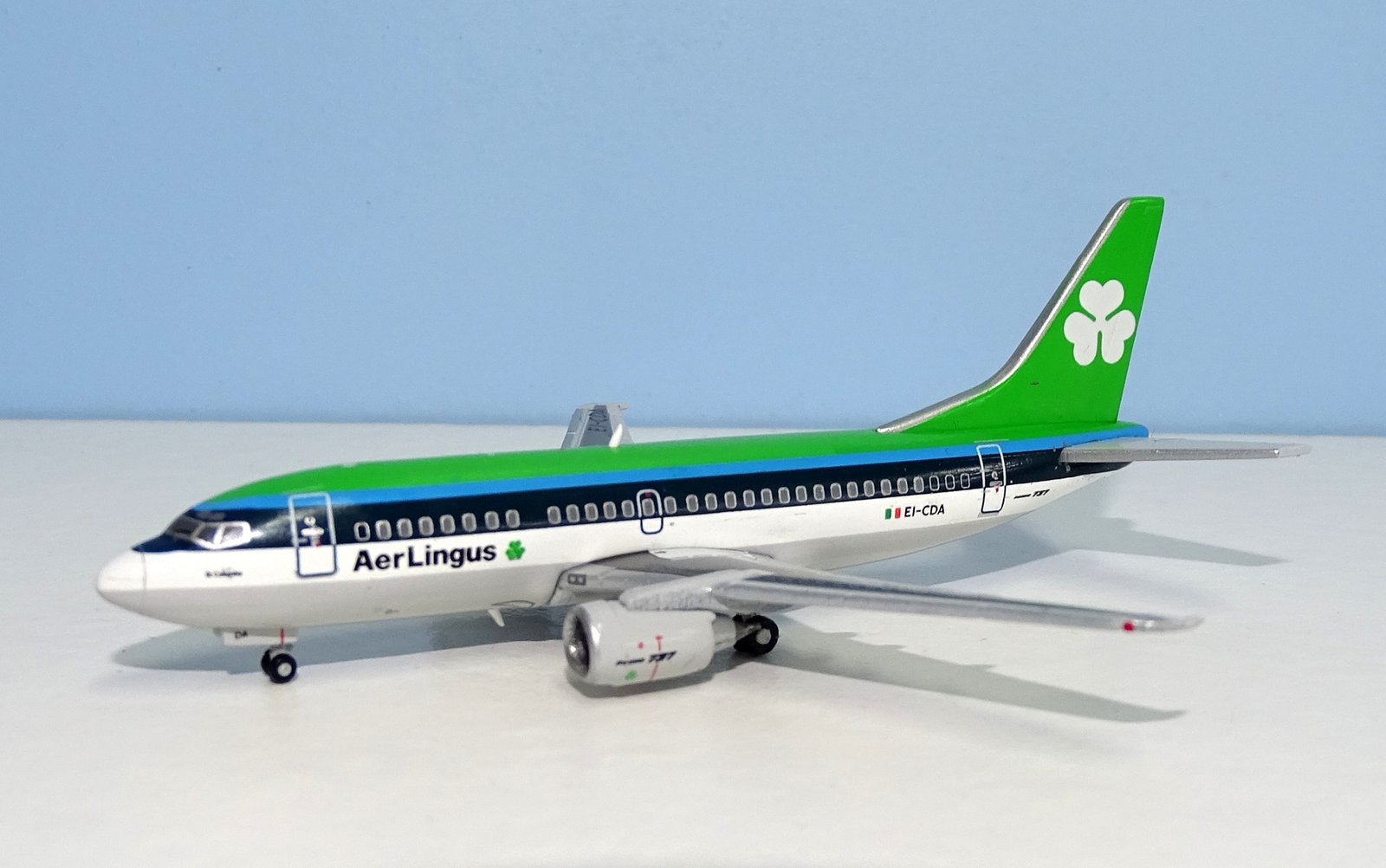 Aer Lingus Boeing 737-584 EI-CDA JC Wings 1:400 Scale Airliner