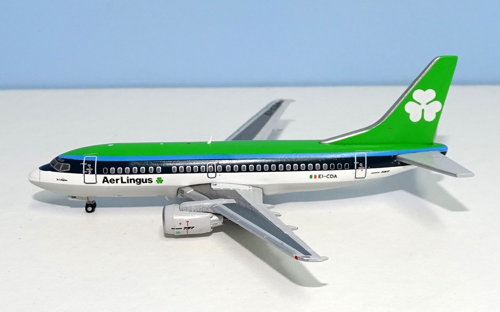 Aer Lingus Boeing 737-584 EI-CDA JC Wings 1:400 Scale Airliner