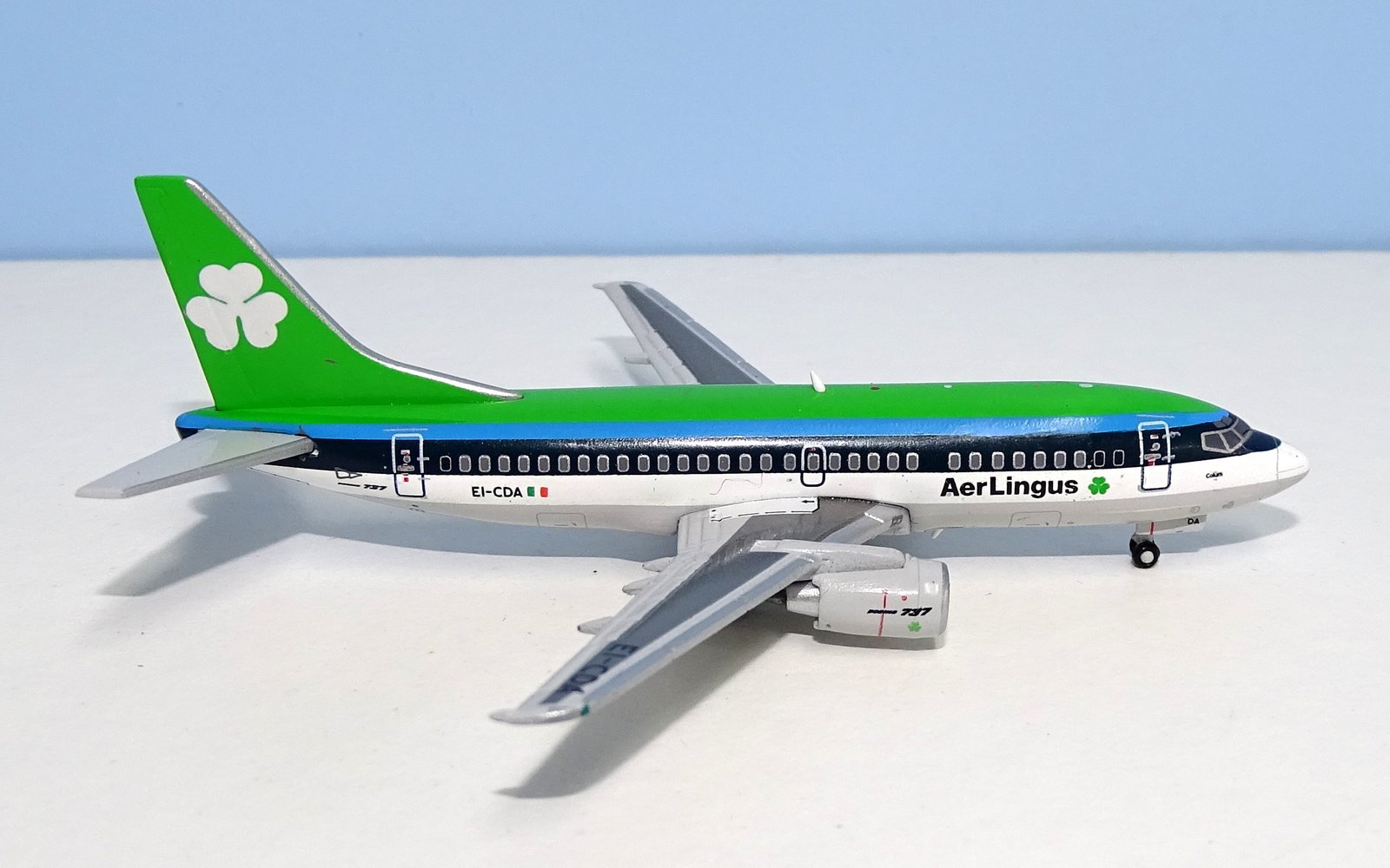 Aer Lingus Boeing 737-584 EI-CDA JC Wings 1:400 Scale Airliner