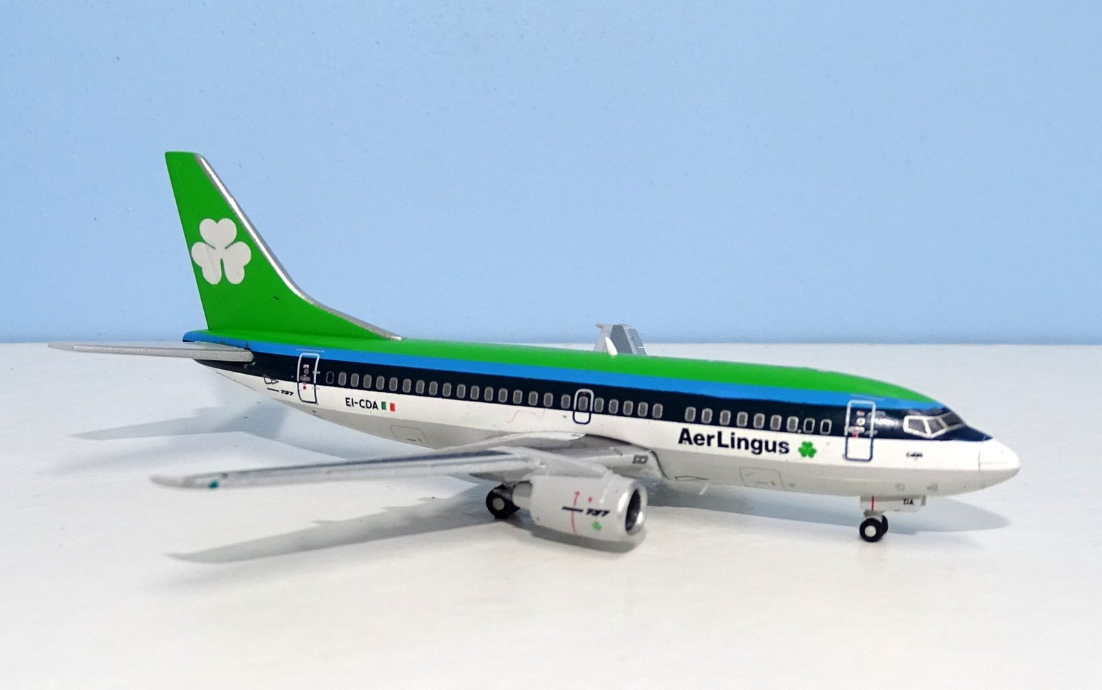 Aer Lingus Boeing 737-584 EI-CDA JC Wings 1:400 Scale Airliner