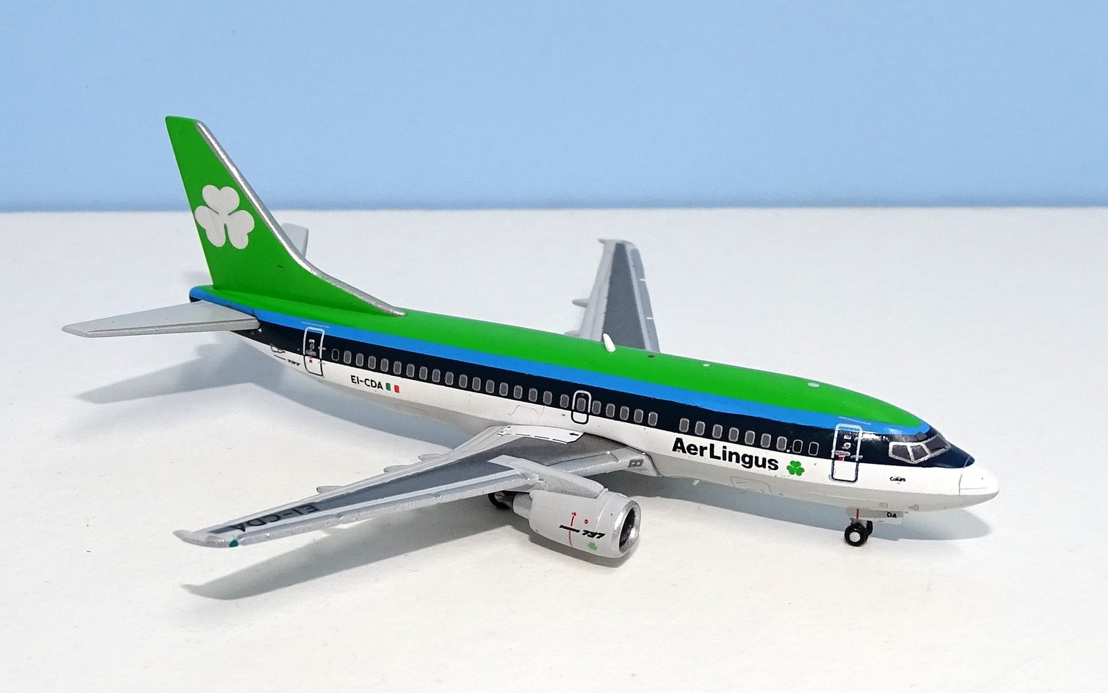 Aer Lingus Boeing 737-584 EI-CDA JC Wings 1:400 Scale Airliner