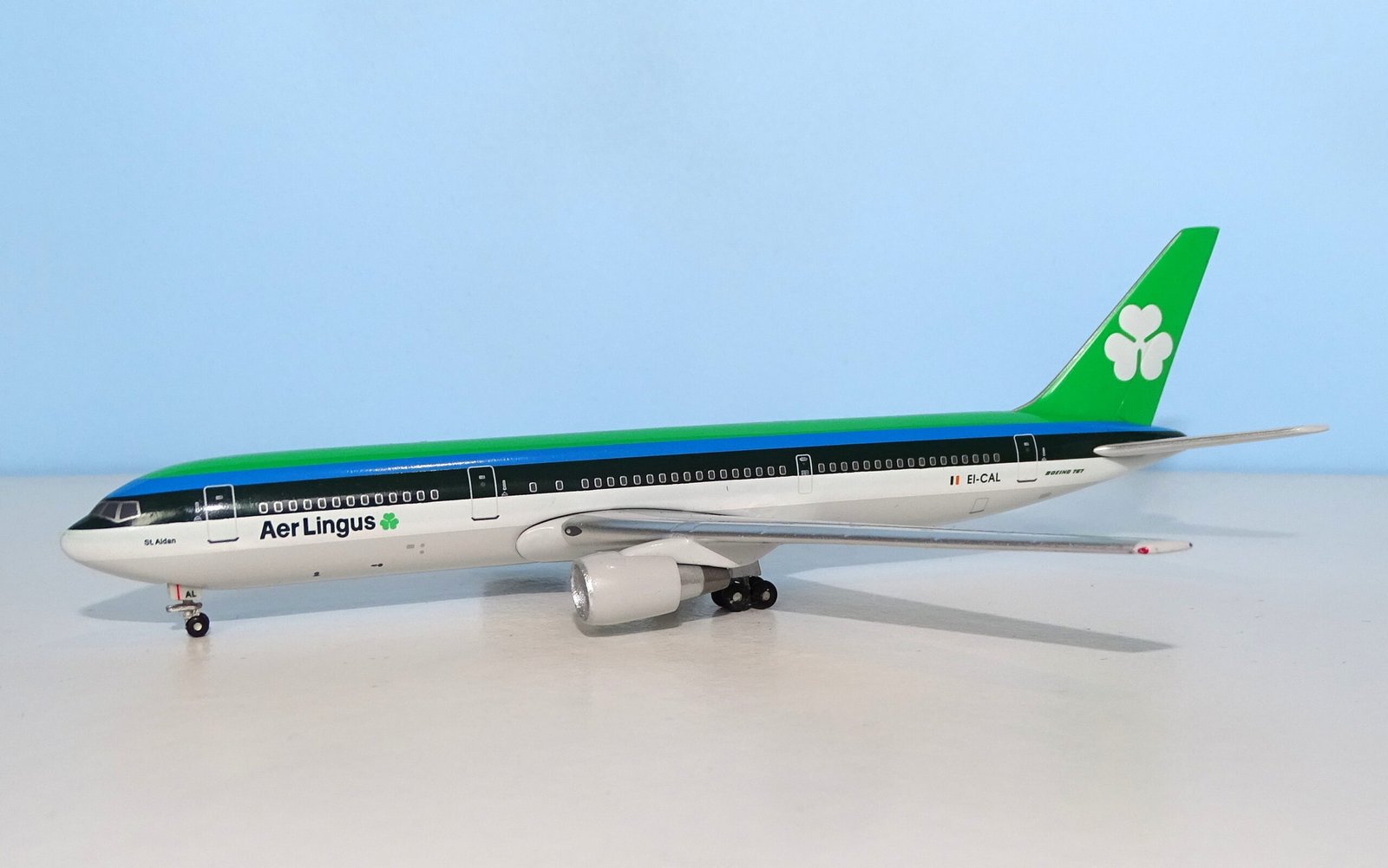 Aer Lingus Boeing 767-3Y0ER EI-CAL Aeroclassics 1:400 Scale