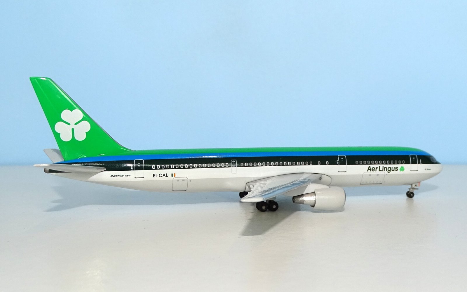 Aer Lingus Boeing 767-3Y0ER EI-CAL Aeroclassics 1:400 Scale