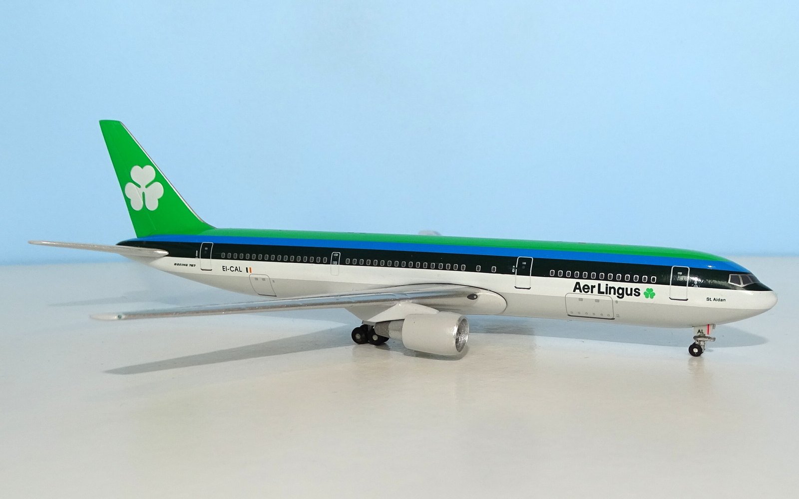 Aer Lingus Boeing 767-3Y0ER EI-CAL Aeroclassics 1:400 Scale
