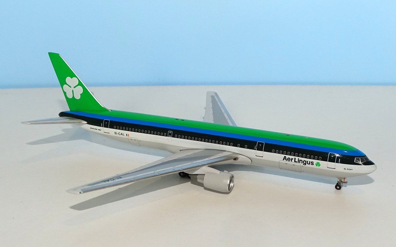 Aer Lingus Boeing 767-3Y0ER EI-CAL Aeroclassics 1:400 Scale