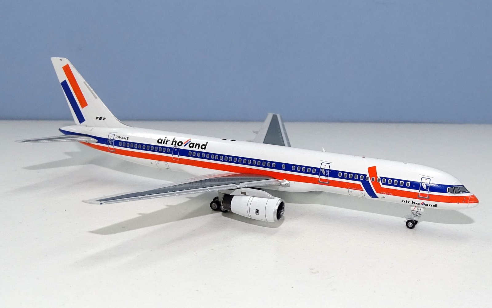 Air Holland Boeing 757-27B PH-AHE NG Models 1:400 Scale Airliner