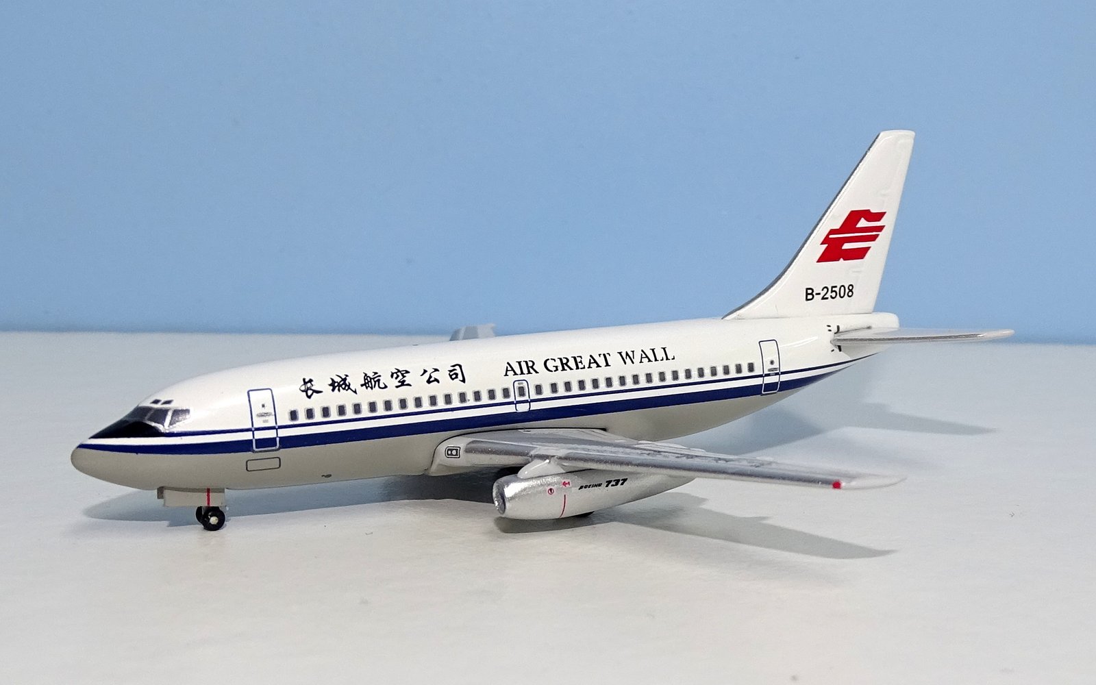 Air Great Wall Boeing 737-2T4 B-2508 Aeroclassics 1:400 Scale