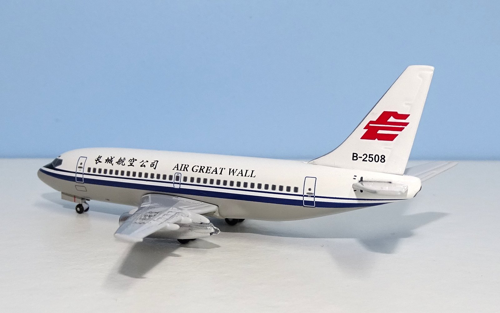 Air Great Wall Boeing 737-2T4 B-2508 Aeroclassics 1:400 Scale