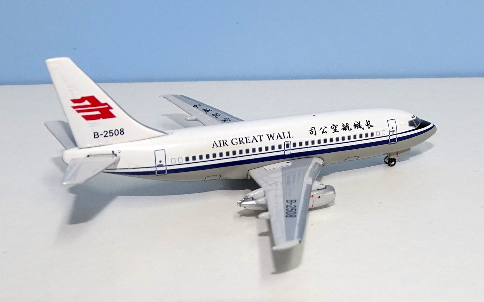 Air Great Wall Boeing 737-2T4 B-2508 Aeroclassics 1:400 Scale