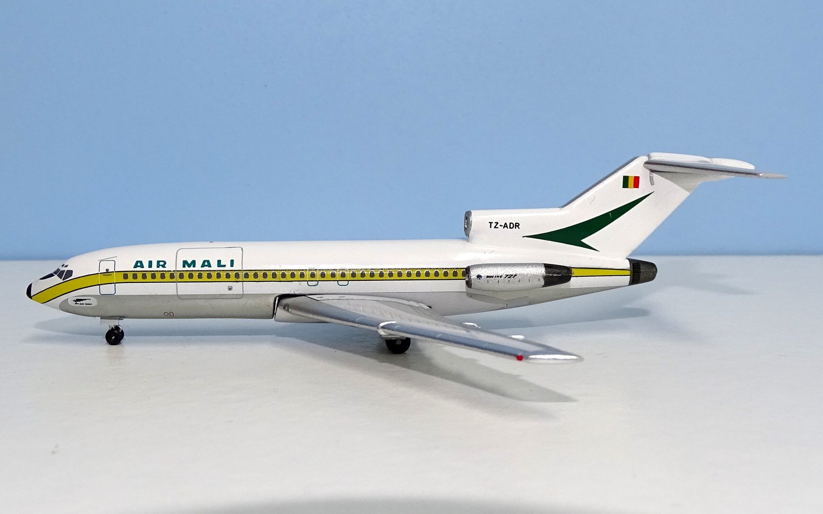 Air Mali Boeing 727-173C TZ-ADR - Aeroclassics 1:400 Scale Model