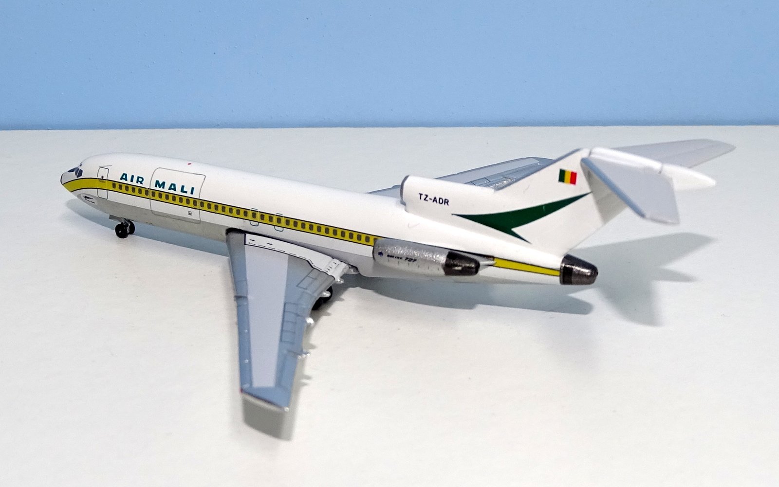 Air Mali Boeing 727-173C TZ-ADR - Aeroclassics 1:400 Scale Model