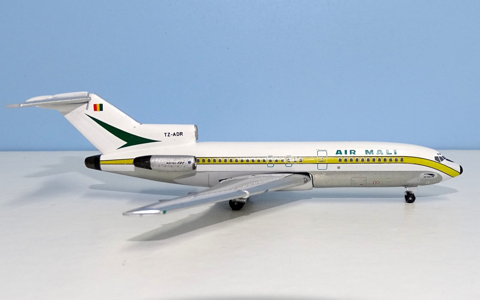 Air Mali Boeing 727-173C TZ-ADR - Aeroclassics 1:400 Scale Model