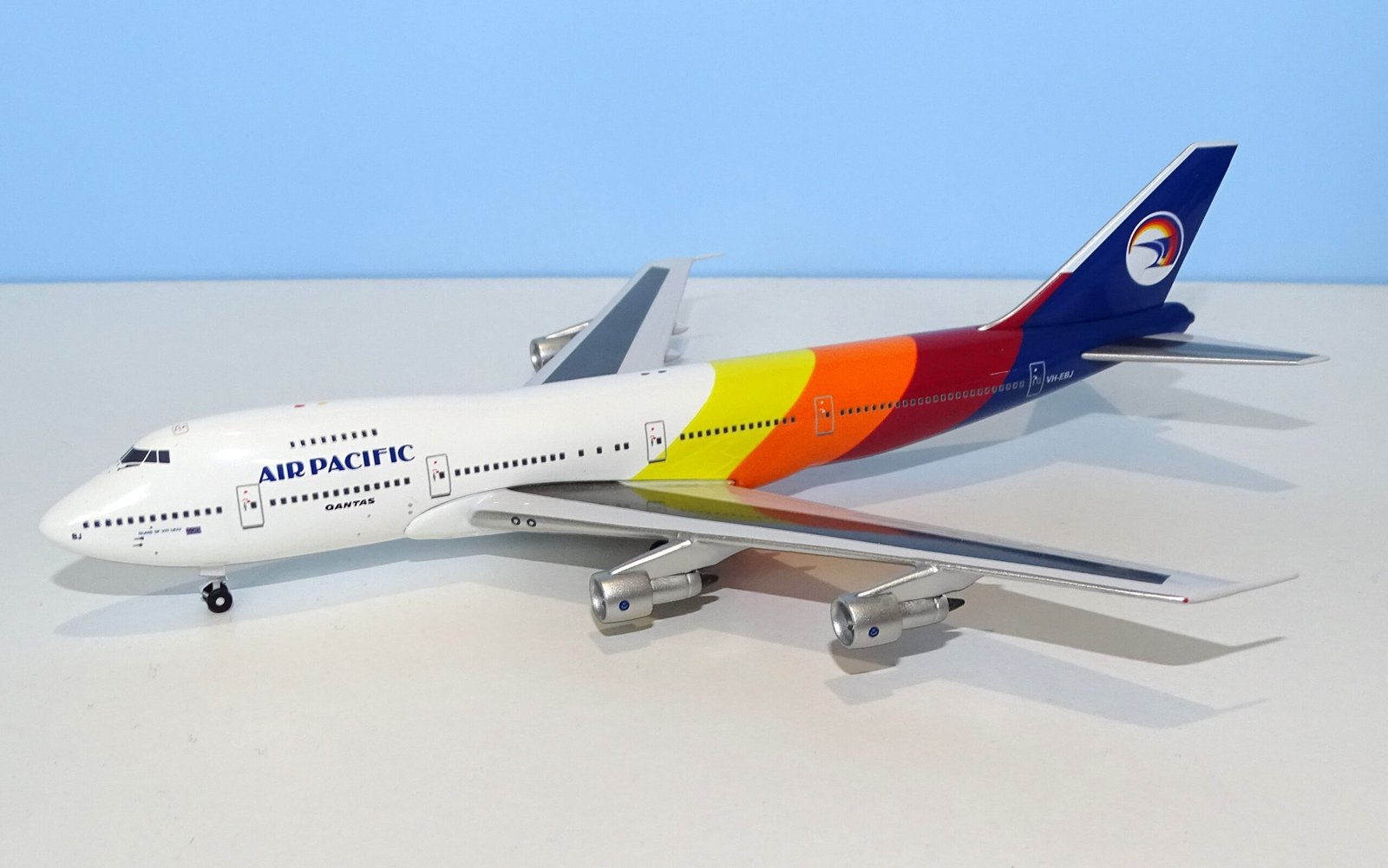 Air Pacific 747-238B VH-EBJ Aeroclassics 1:400 Scale