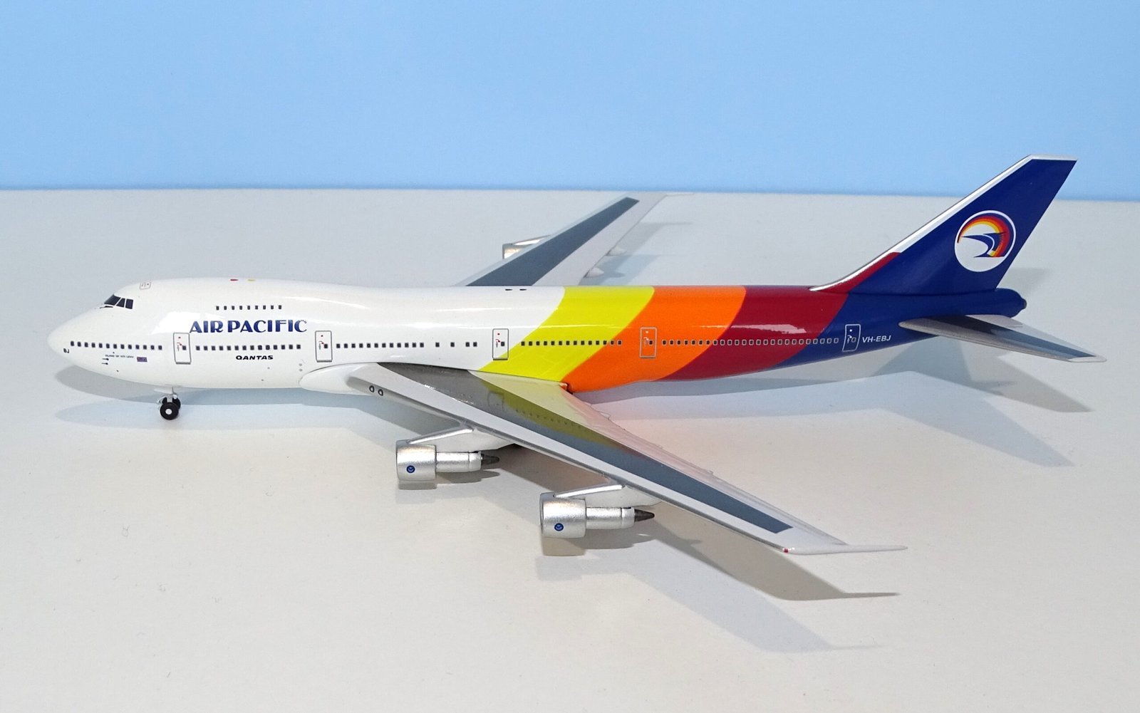 Air Pacific 747-238B VH-EBJ Aeroclassics 1:400 Scale