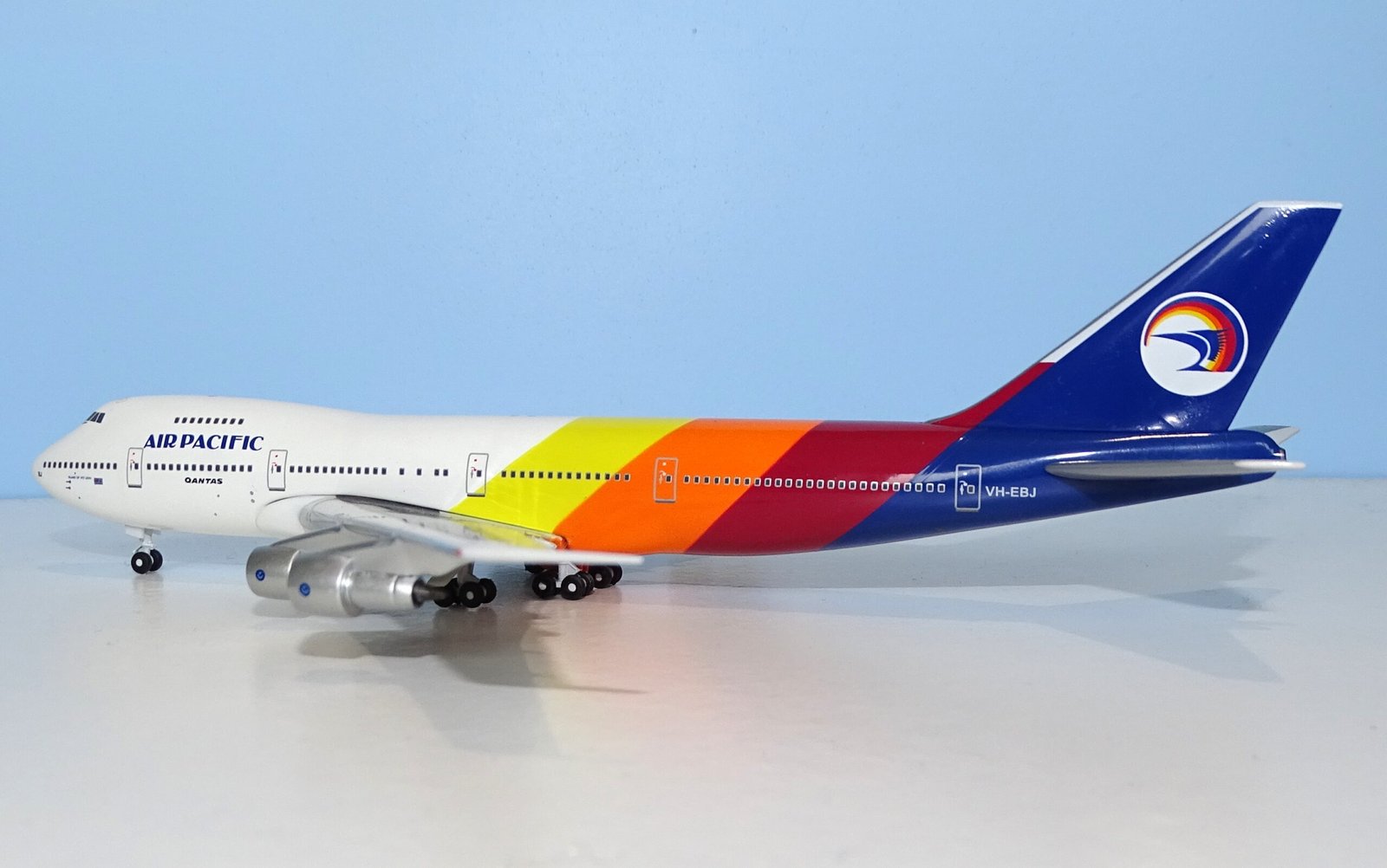 Air Pacific 747-238B VH-EBJ Aeroclassics 1:400 Scale