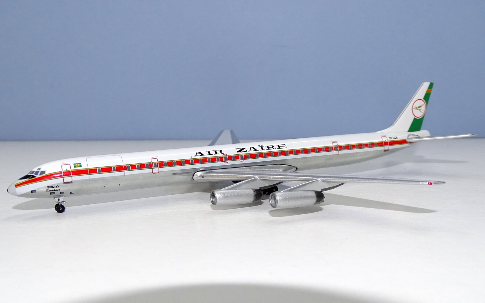Air Zaire Douglas DC-8-63CF 9Q-CLH Aeroclassics 1:400 Scale Model Airliner