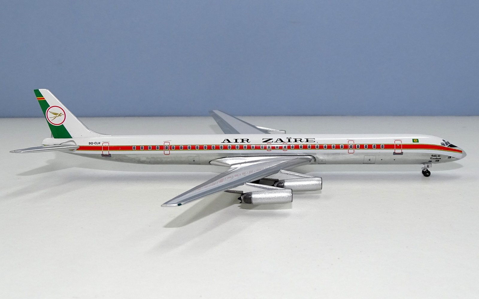 Air Zaire Douglas DC-8-63CF 9Q-CLH Aeroclassics 1:400 Scale Model Airliner