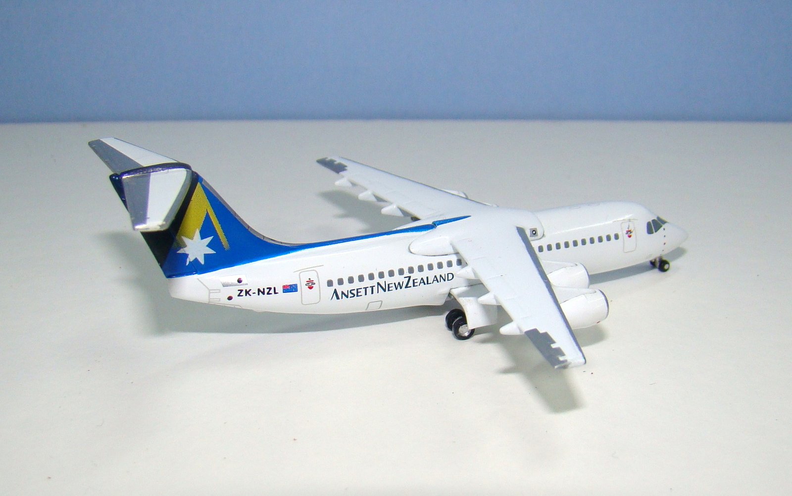 Ansett New Zealand BAE 146-300 ZK-NZL Jet-X 1:400 Scale Model Airliner