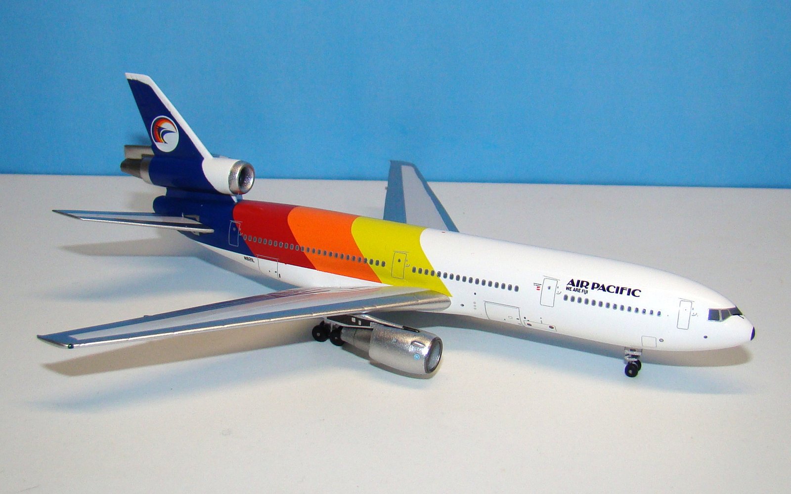 Air Pacific McDonnell Douglas DC-10-30 N821L Aeroclassics 1:400 Scale Model Airliner