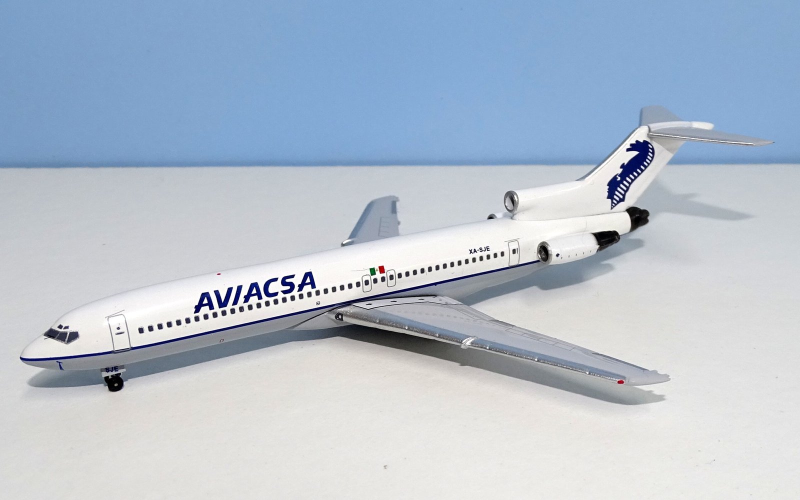 AVIACSA Boeing 727-200 XA-SJE by Aeroclassics