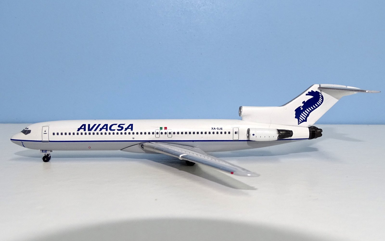 AVIACSA Boeing 727-200 XA-SJE by Aeroclassics