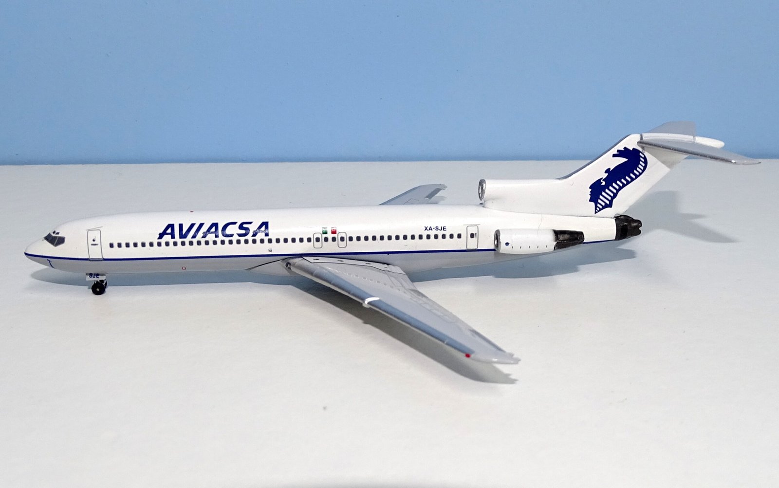 AVIACSA Boeing 727-200 XA-SJE by Aeroclassics