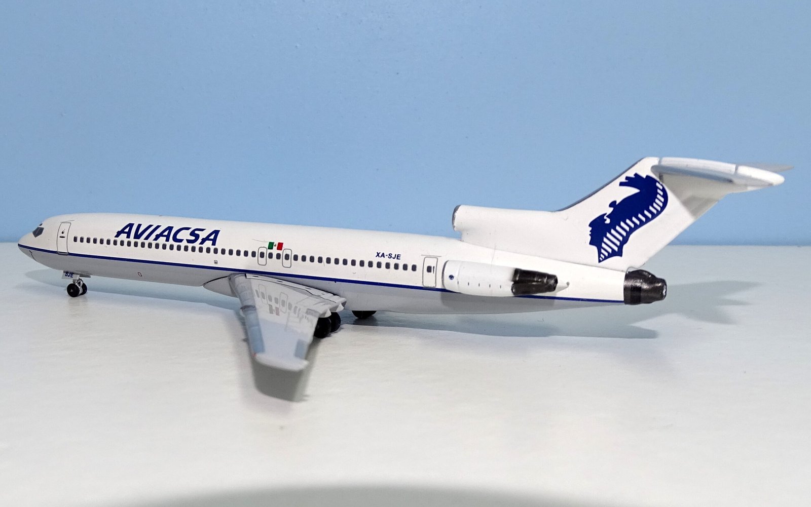 AVIACSA Boeing 727-200 XA-SJE by Aeroclassics