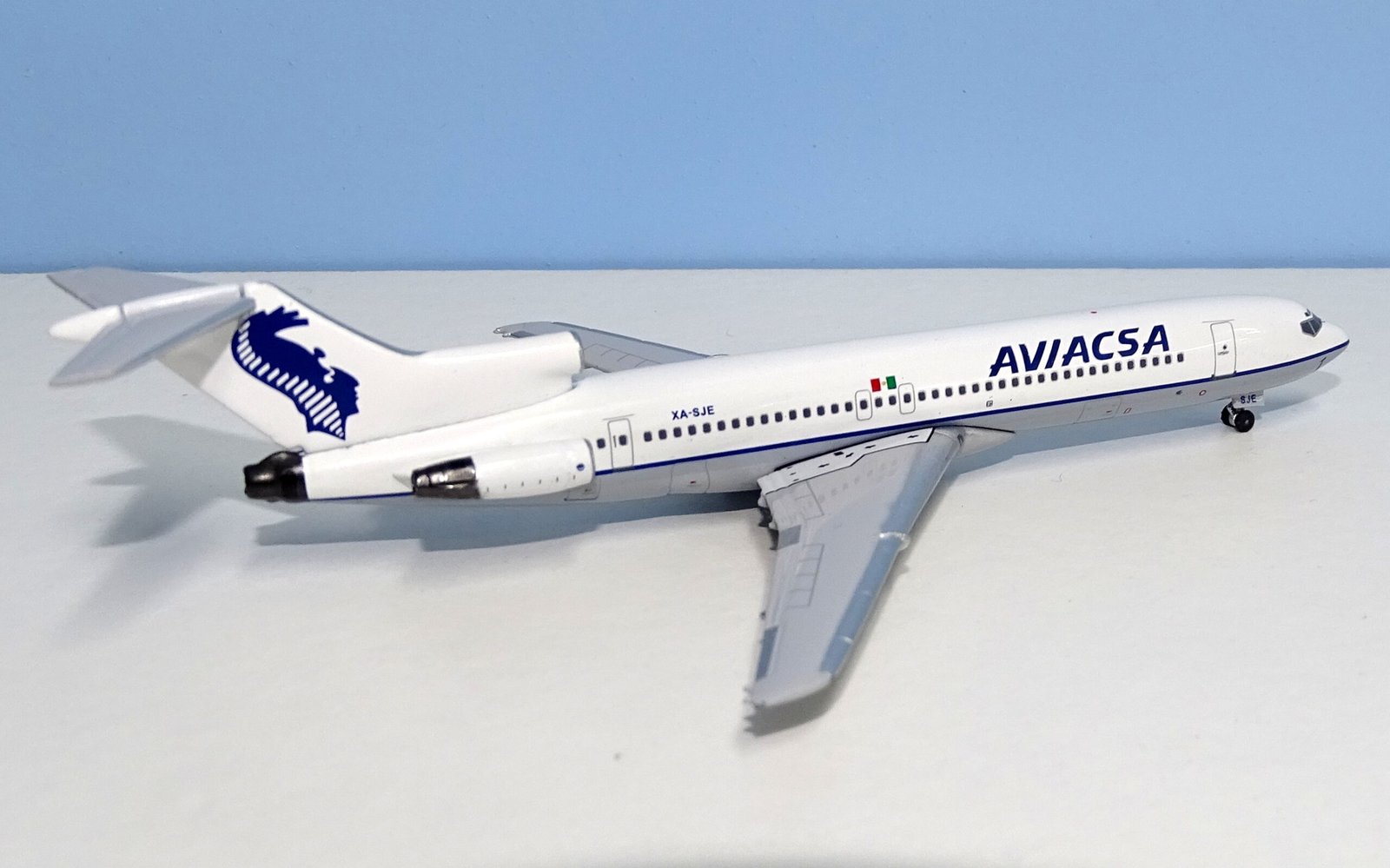 AVIACSA Boeing 727-200 XA-SJE by Aeroclassics