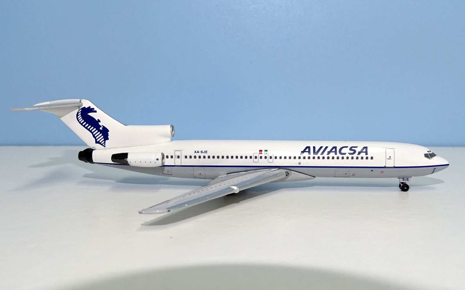 AVIACSA Boeing 727-200 XA-SJE by Aeroclassics