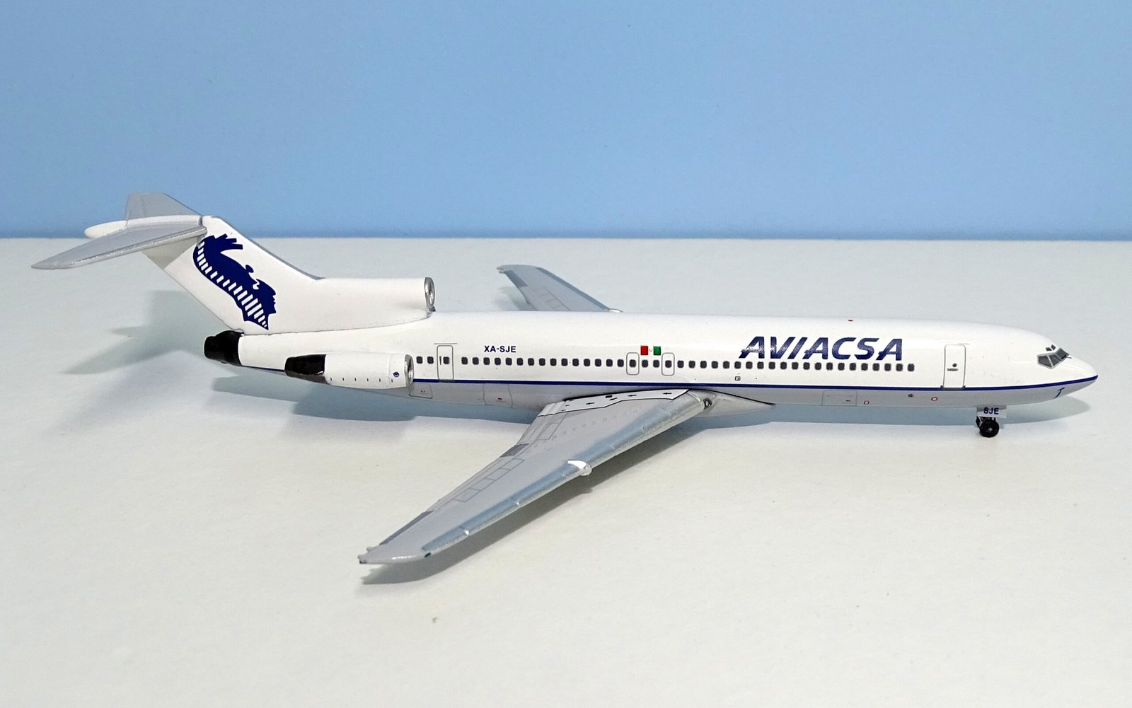 AVIACSA Boeing 727-200 XA-SJE by Aeroclassics