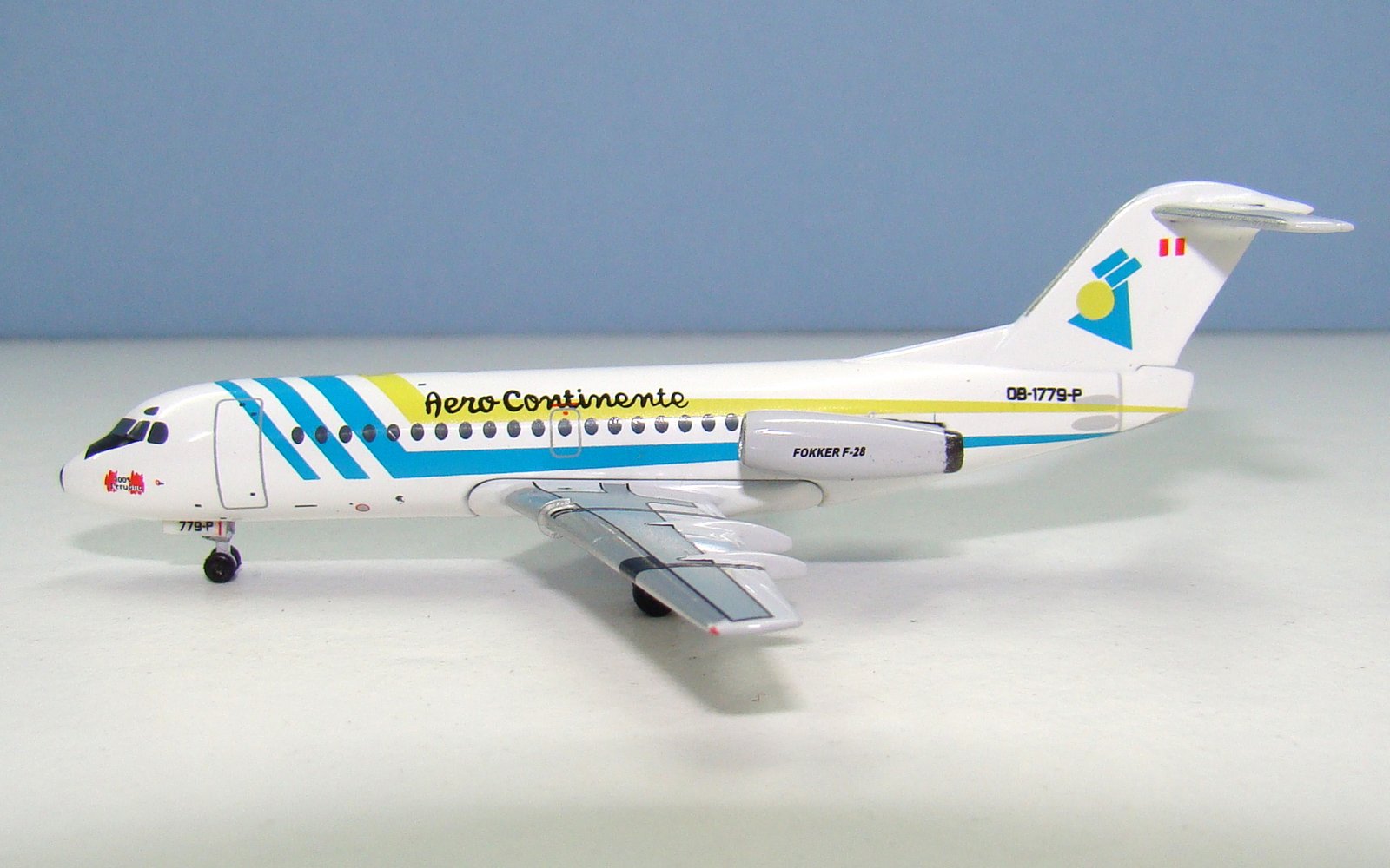 AeroContinente Fokker F28-1000 OB-1779-P Aeroclassics 1:400 Scale Model Airliner
