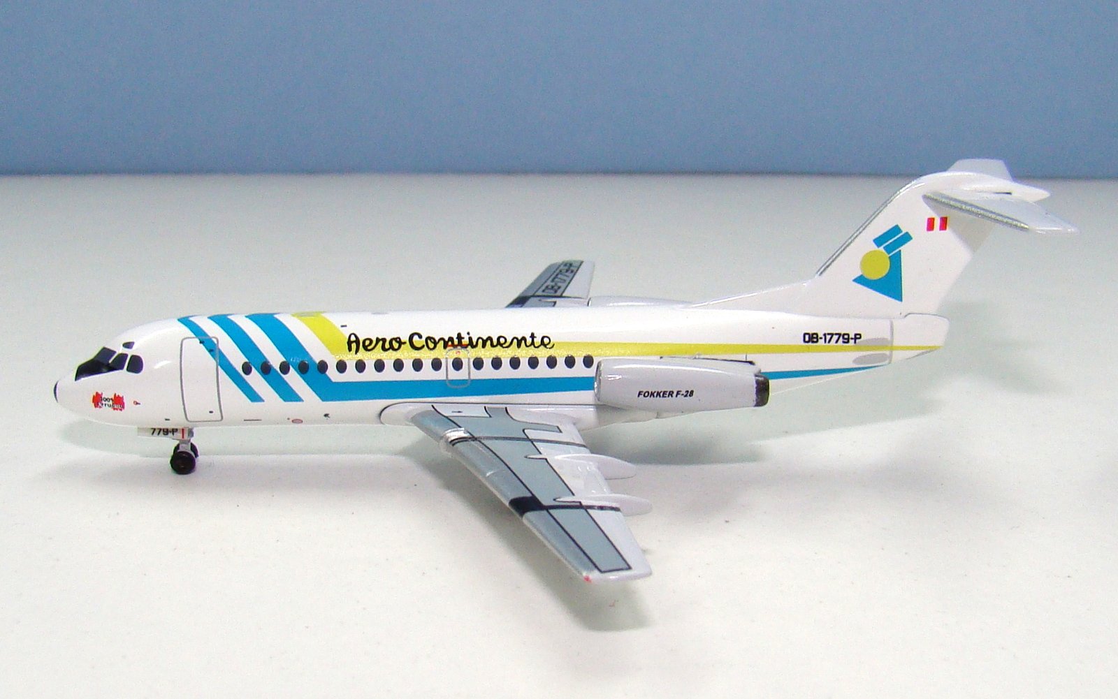 AeroContinente Fokker F28-1000 OB-1779-P Aeroclassics 1:400 Scale Model Airliner