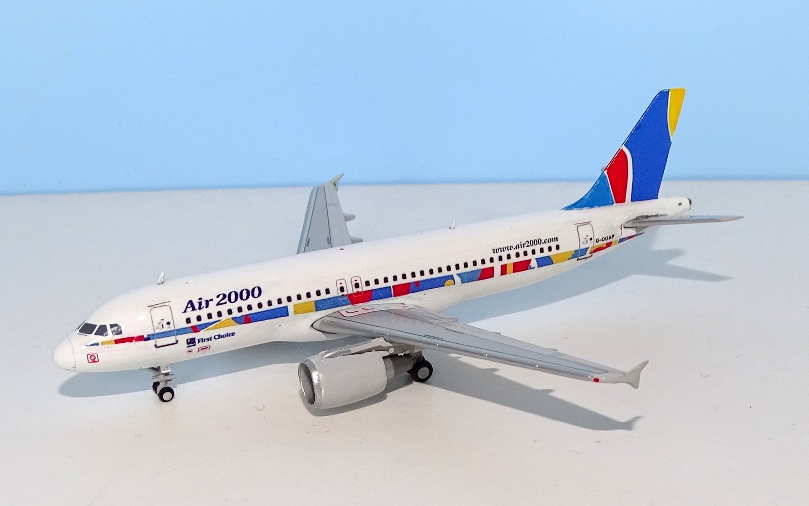 Air 2000 Airbus A320-214 G-OOAP by MLC Customs (JC Wings donor)