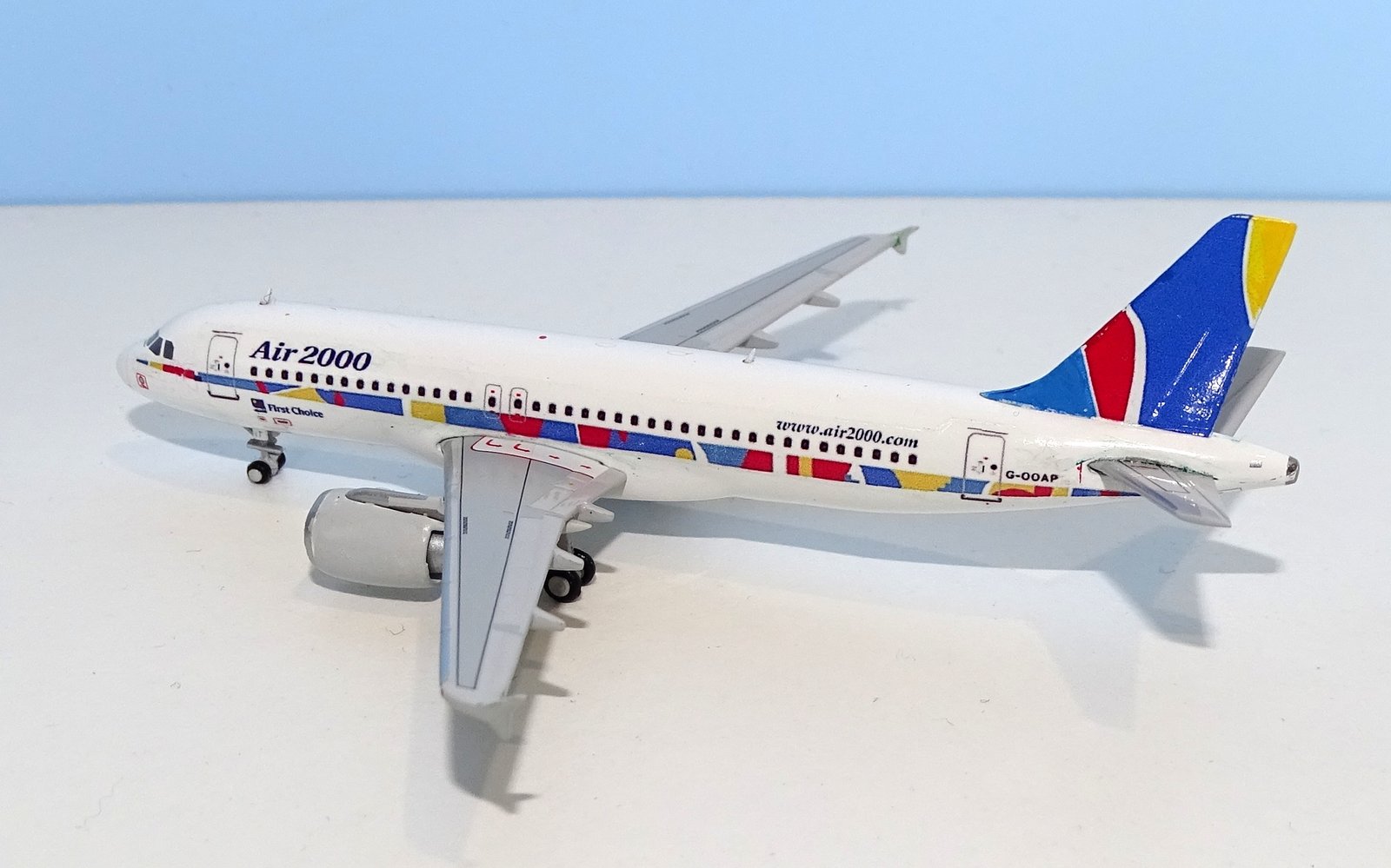 Air 2000 Airbus A320-214 G-OOAP by MLC Customs (JC Wings donor)