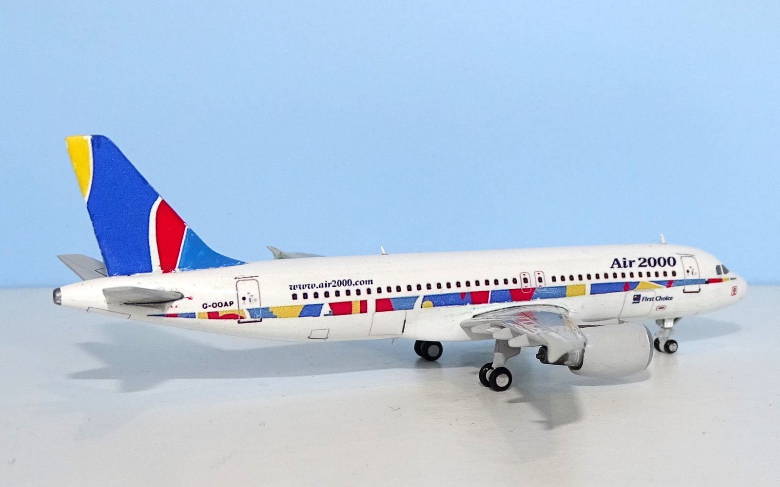 Air 2000 Airbus A320-214 G-OOAP by MLC Customs (JC Wings donor)