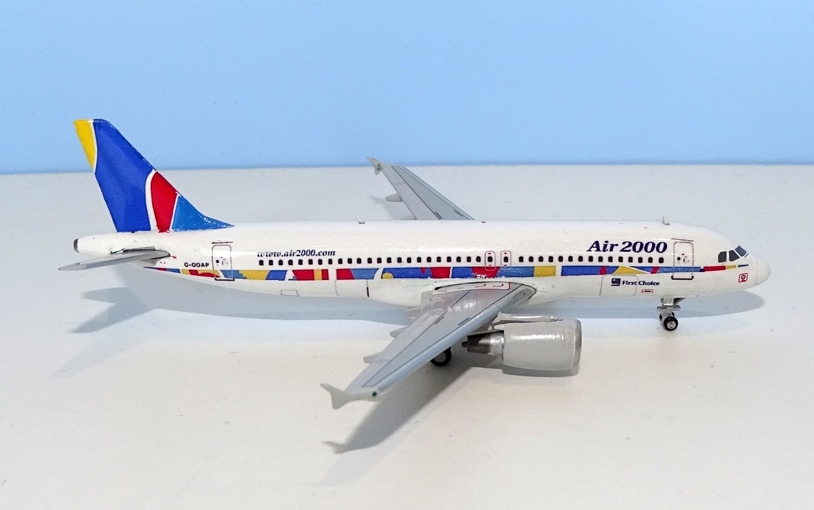 Air 2000 Airbus A320-214 G-OOAP by MLC Customs (JC Wings donor)