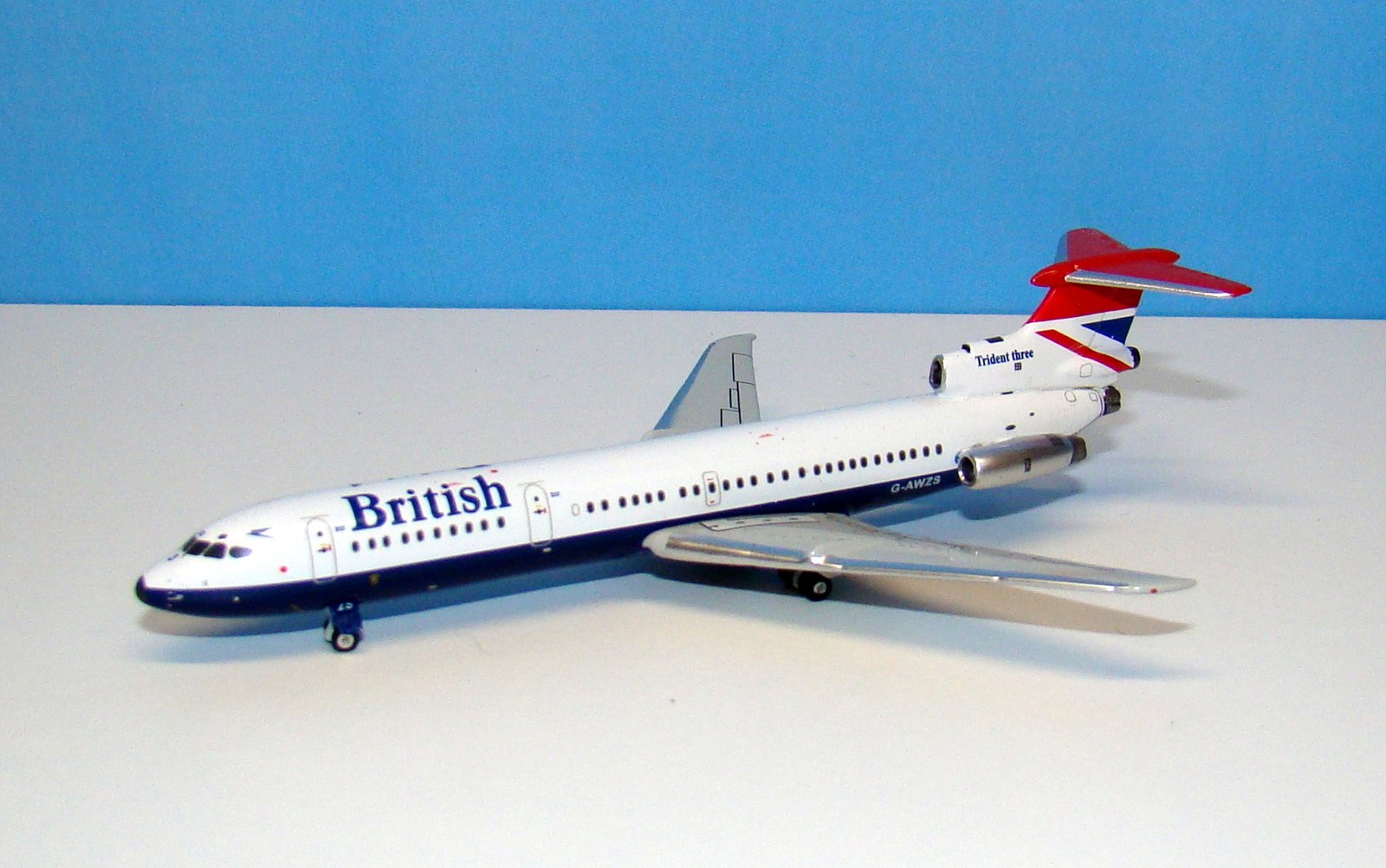 British Airways Hawker Siddeley Trident 3B G-AWZS Gemini Jets 1:400 Scale Model Airliner
