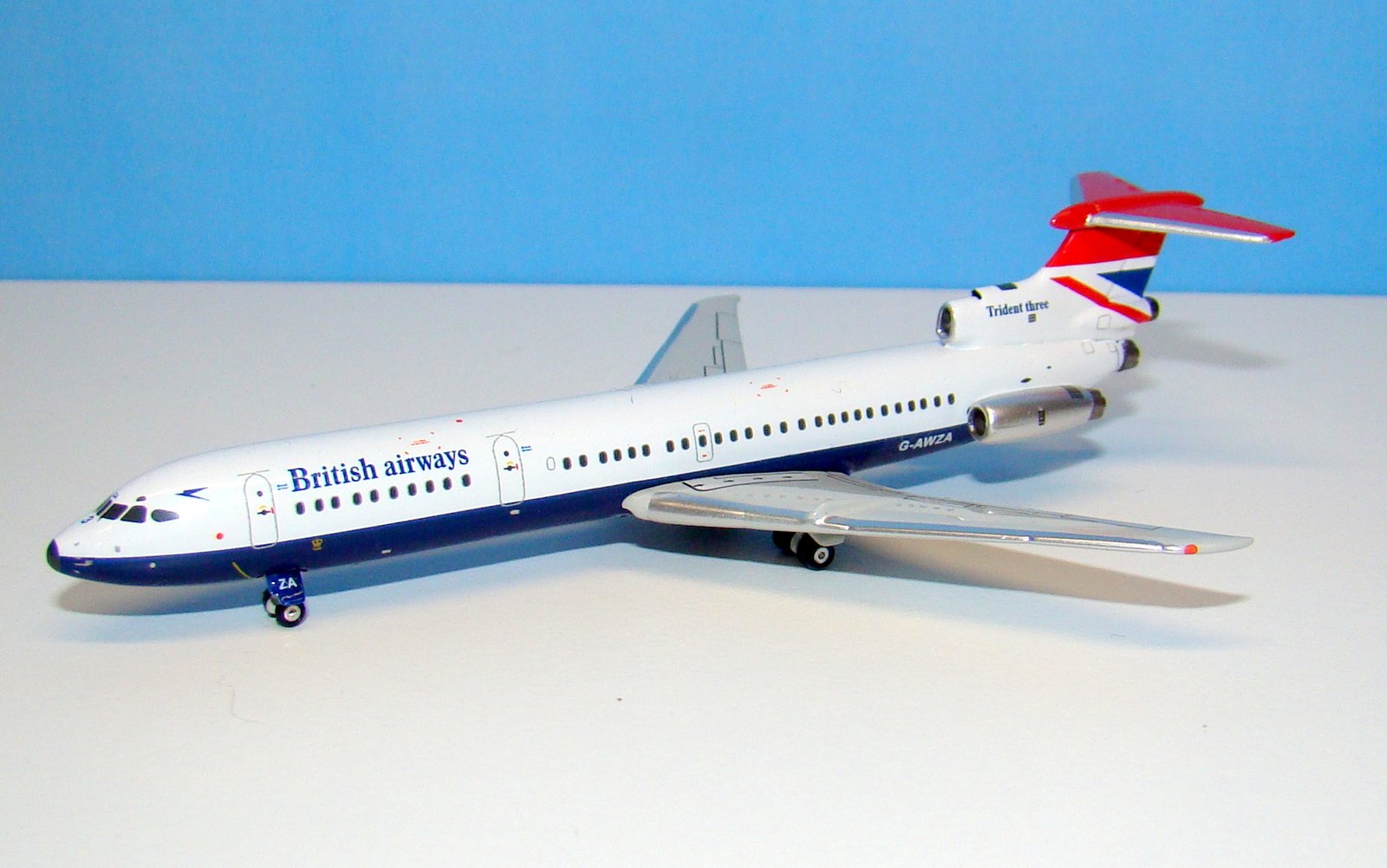 British Airways Hawker Siddeley Trident 3B G-AWZA Gemini Jets 1:400 Scale Model Airliner