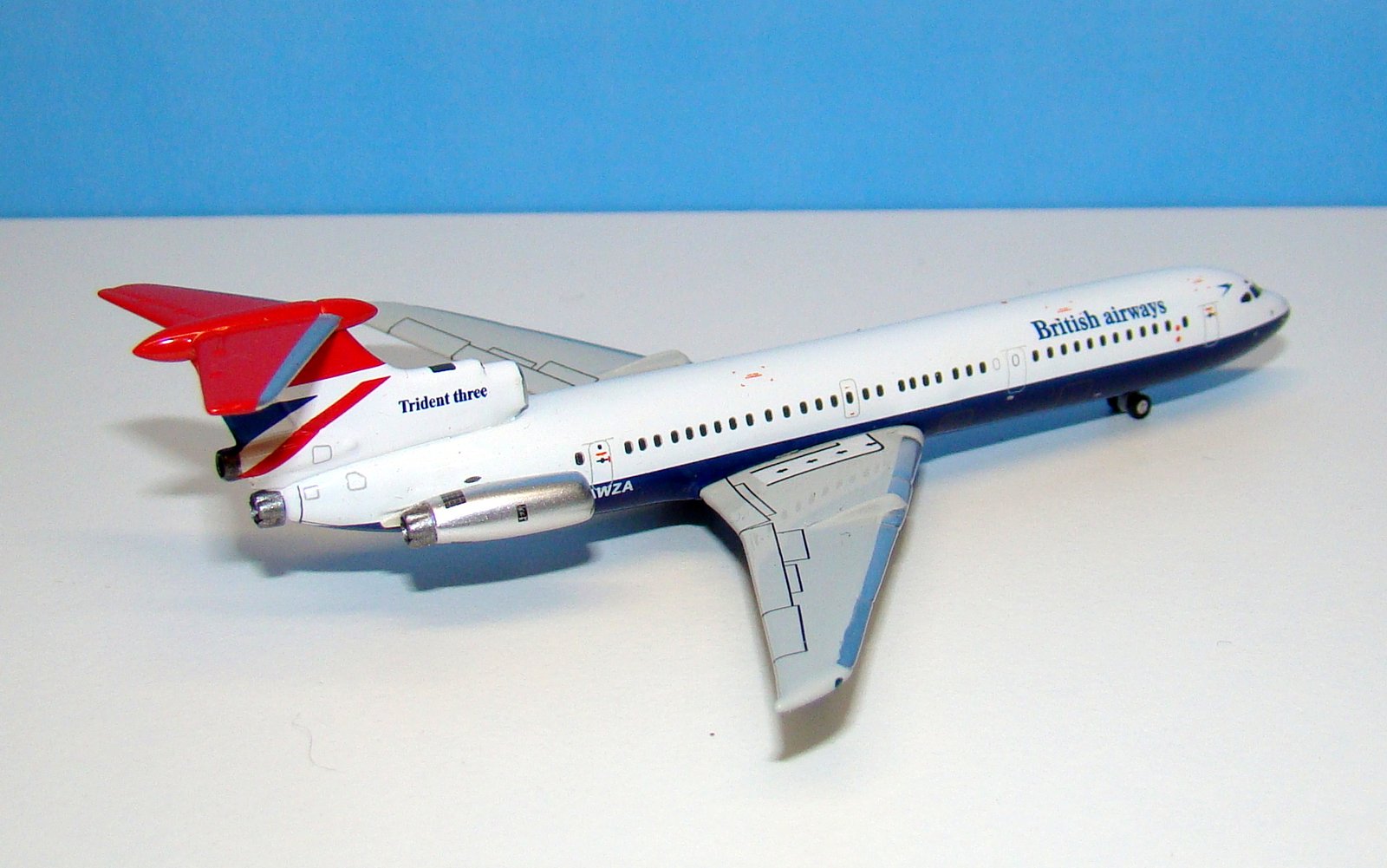 British Airways Hawker Siddeley Trident 3B G-AWZA Gemini Jets 1:400 Scale Model Airliner