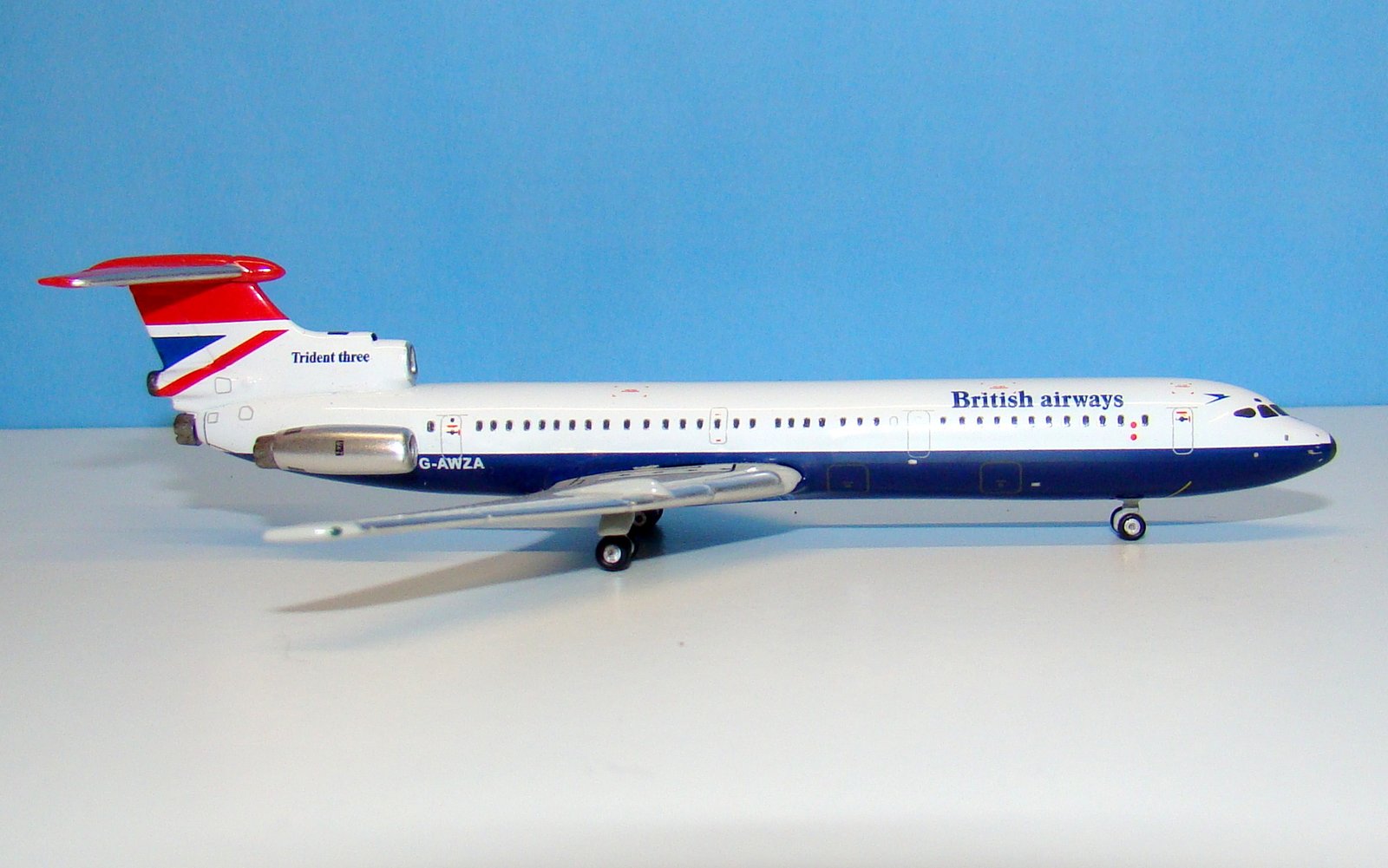 British Airways Hawker Siddeley Trident 3B G-AWZA Gemini Jets 1:400 Scale Model Airliner