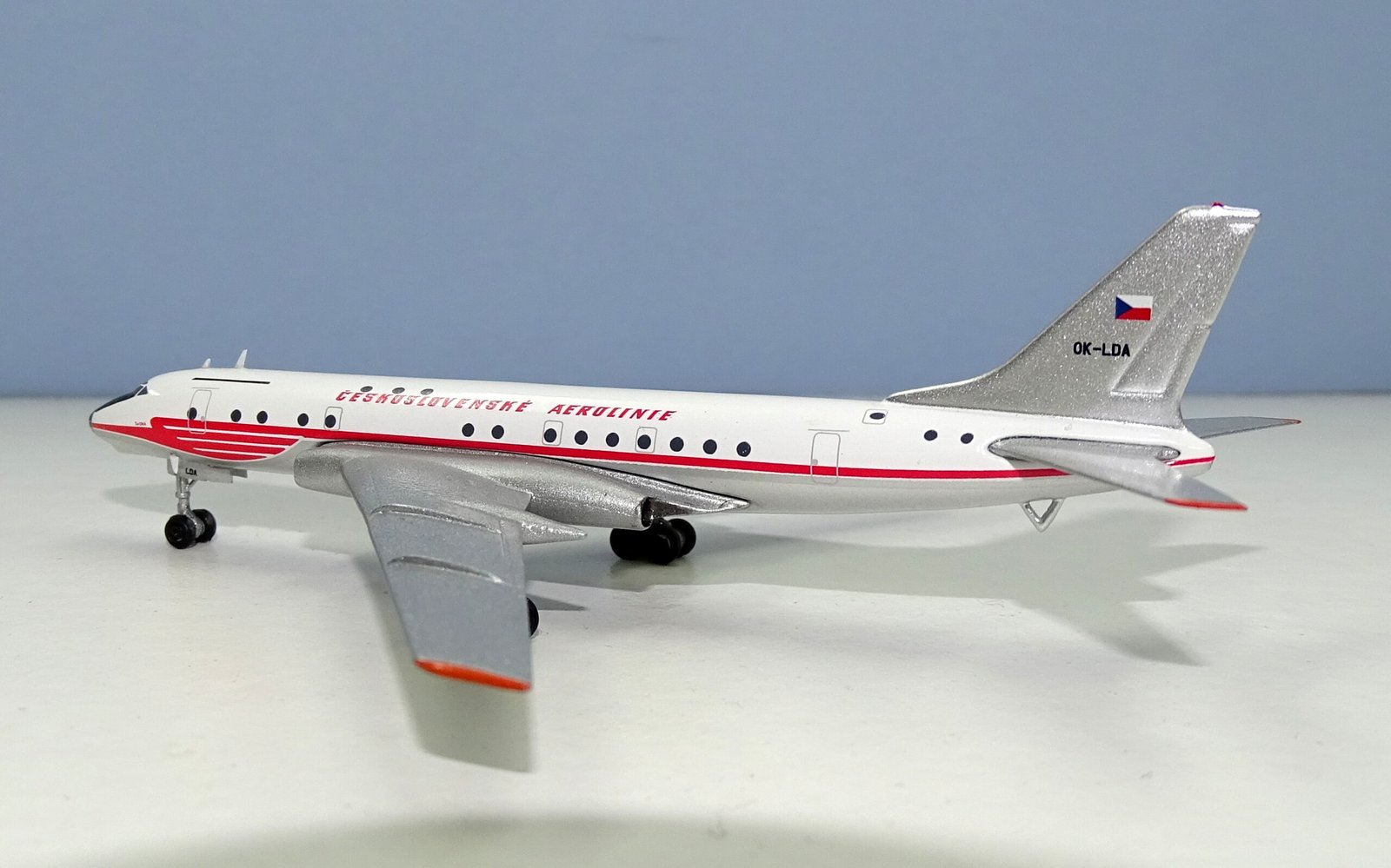 CSA Tupolev Tu-104A OK-LDA - 1:400 Scale by Retro Models
