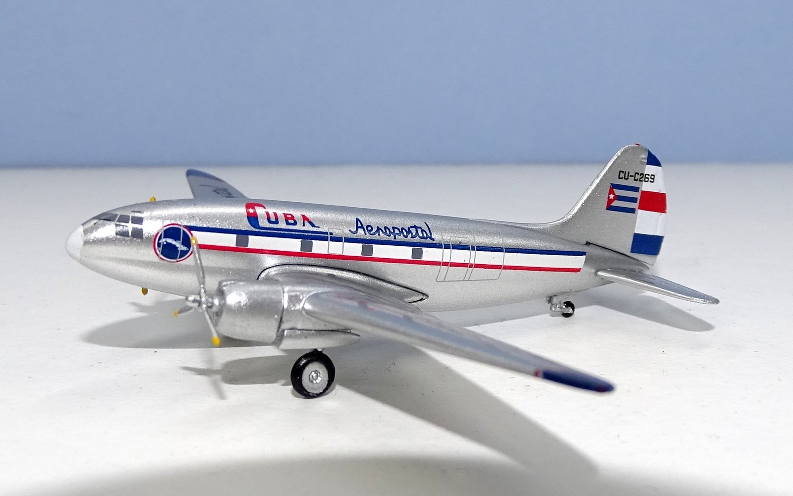 Cuba Aeropostal Curtiss C-46 CU-C269 Aeroclassics 1:400 Scale Model Airliner