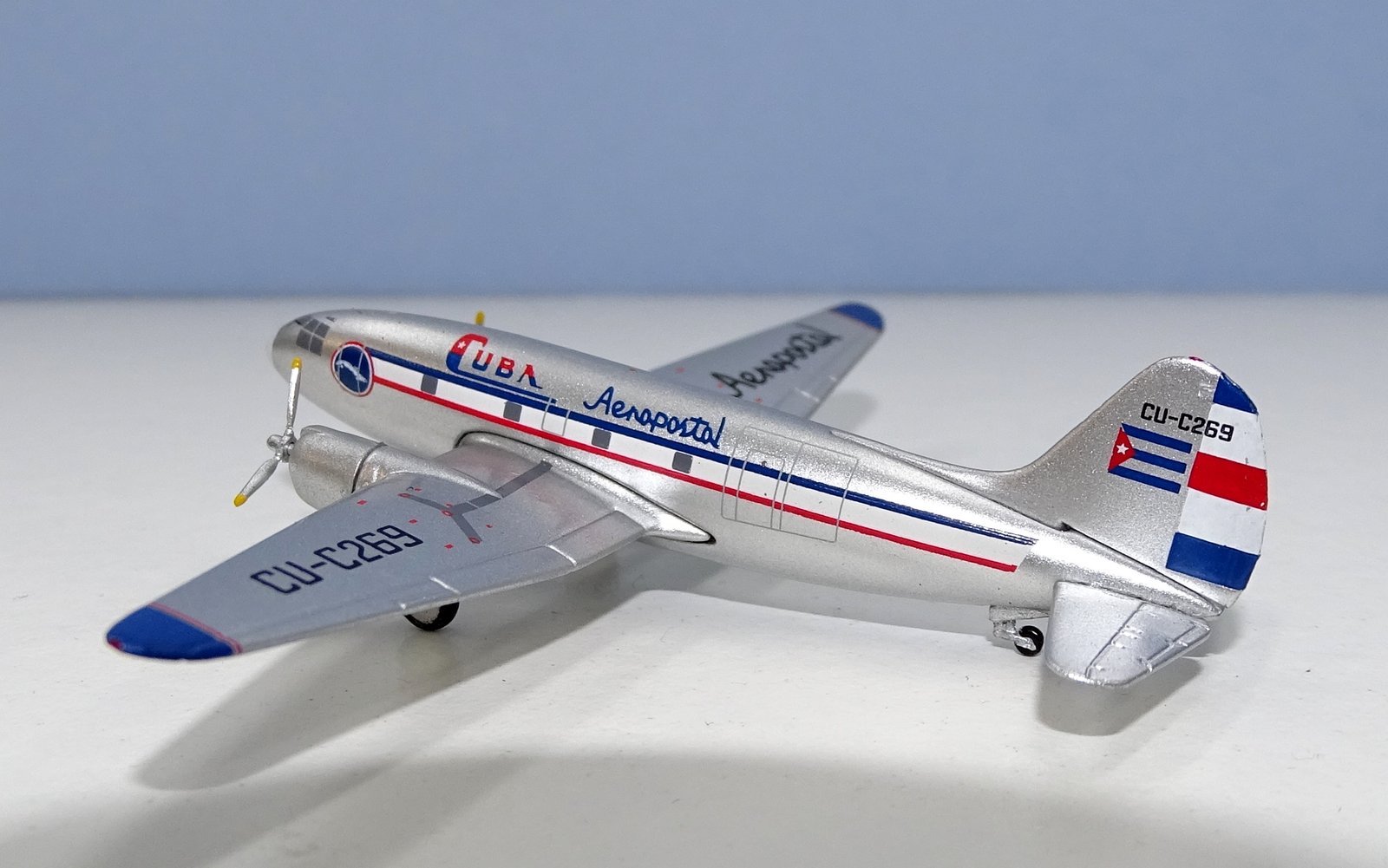 Cuba Aeropostal Curtiss C-46 CU-C269 Aeroclassics 1:400 Scale Model Airliner