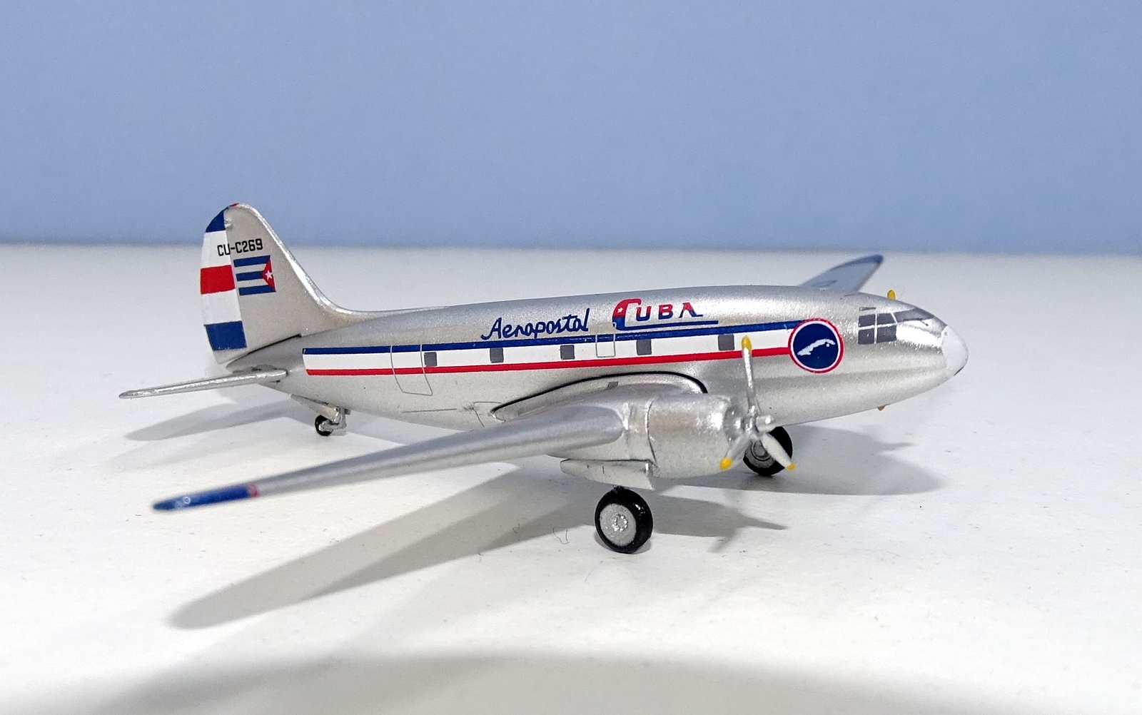 Cuba Aeropostal Curtiss C-46 CU-C269 Aeroclassics 1:400 Scale Model Airliner
