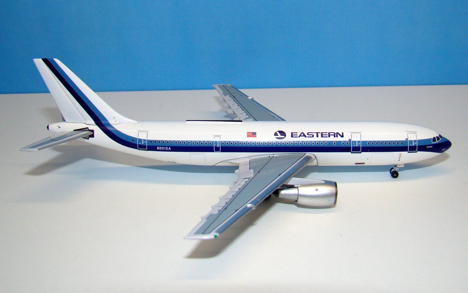 Eastern Air Lines Airbus A300B4-103 N201EA Aeroclassics 1:400 Scale Model Airliner