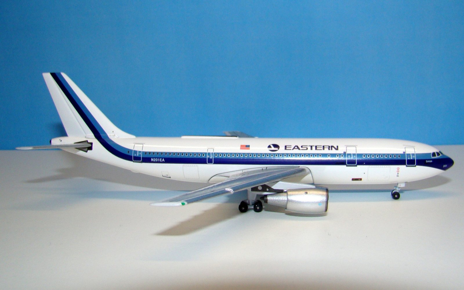 Eastern Air Lines Airbus A300B4-103 N201EA Aeroclassics 1:400 Scale Model Airliner